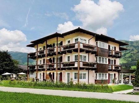 Sonnblick Apartments Und Zimmer - Nationalpark Sommercard Inklusive Hollersbach im Pinzgau Buitenkant foto